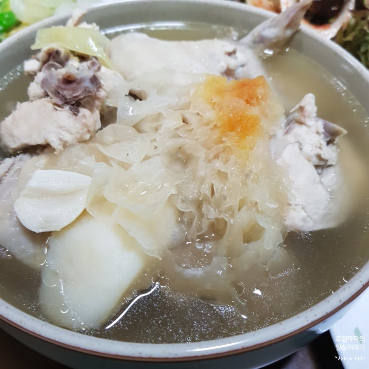  CJ쿡킷으로 닭한마리와 칼국수라는 요리 뚝딱