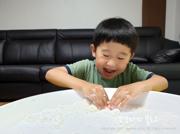  엄마표 과학놀이 비누가 생크림으로 변신!