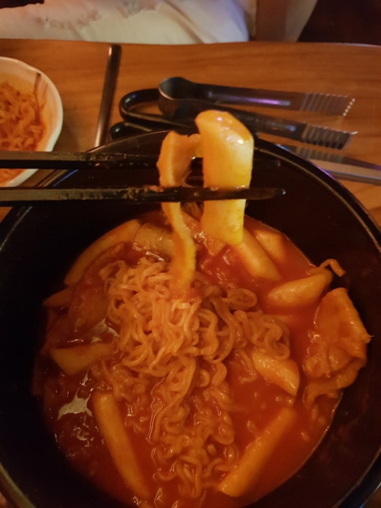  금호동 가성비좋은 저렴하고 맛있는안주 역전할매맥주.