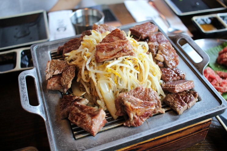  송도고기맛집 찾는다면 아묻따 260도 송도유원지점