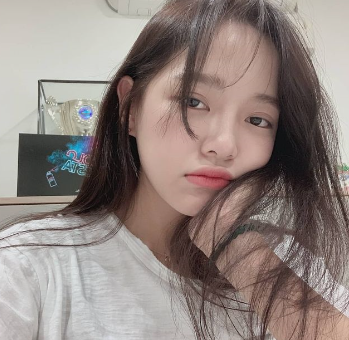  김세정 (세정) 은 누구? 나이 학력 프로필  '뽕숭아학당' 등장에 열광