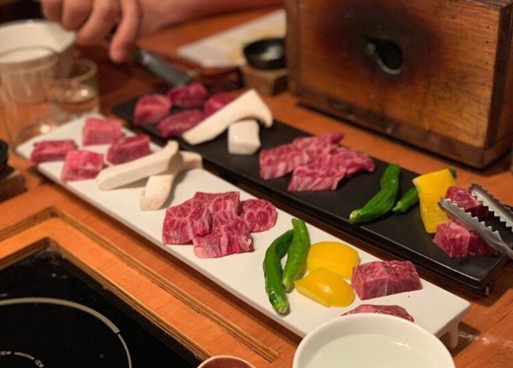  신사동 일식 다이닝바 :) 해산물, 한우1++의 오마카세 , 단품요리까지도 최고인 두사라