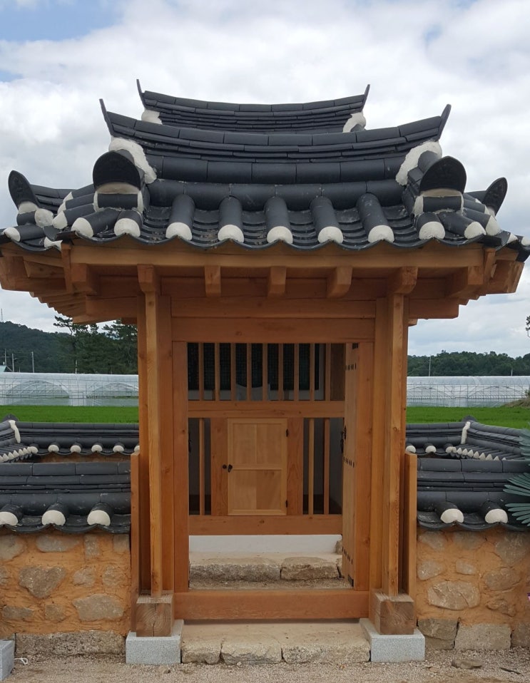  성주 월회당옆 백원문 복원기록(百源門 復元記錄)(The Restoration of the memorial gate of filial son)