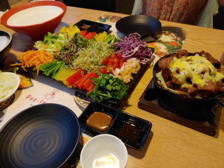  강남구청 쌀국수 맛집 <포인비에트> : 현지의 맛 그대로