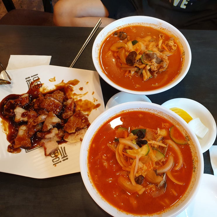  망원동 주민 짬뽕맛집 뿌시기 초한초마