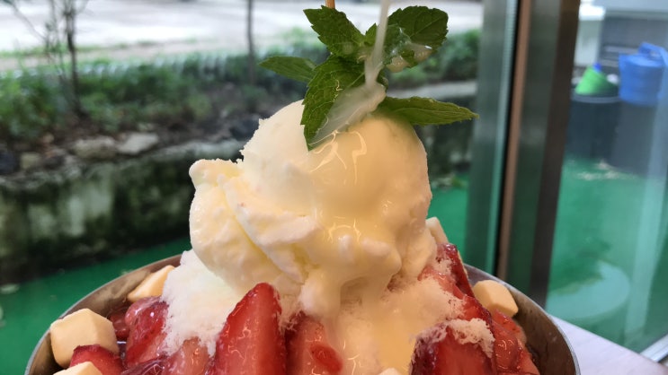  포천 빙수맛집 #카페반월 딸기빙수