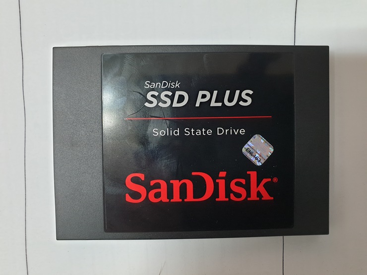  샌디스크 SANDISK SSD 인식안되는데 데이터가 복구되나요
