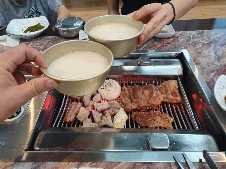 함덕돼지갈비 뼈앤돈(구,황솔촌) 제주산돼지갈비집