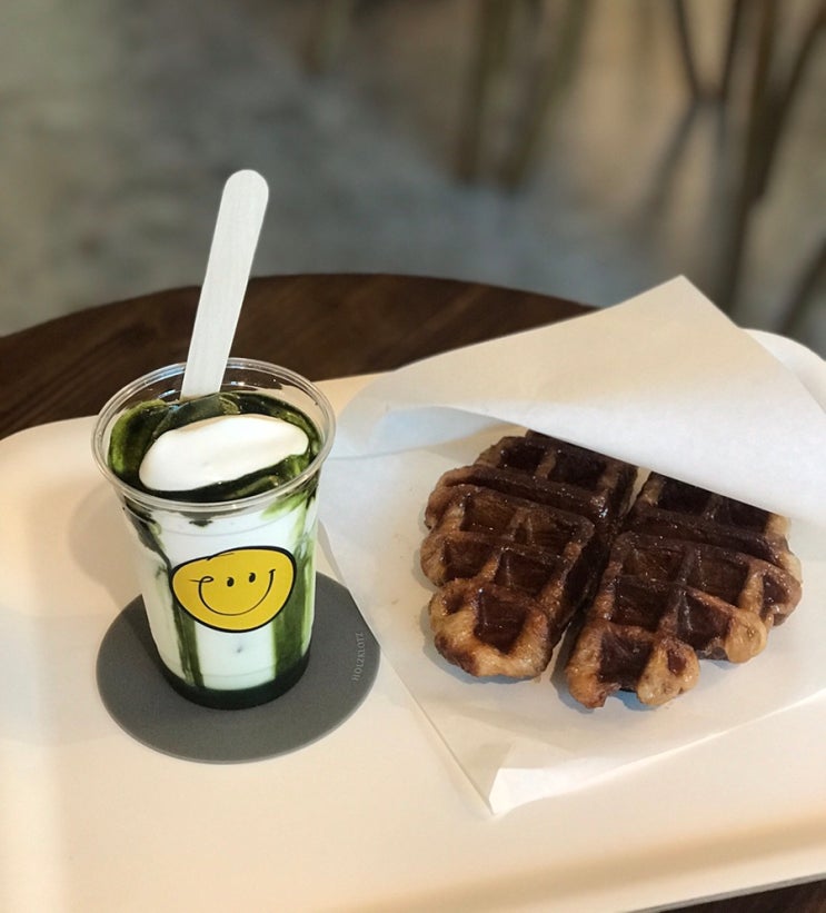  [광명카페] 광명역카페, 광명디저트카페 / 크로플이 맛있어 미소 짓게 되는 '글로리커피'