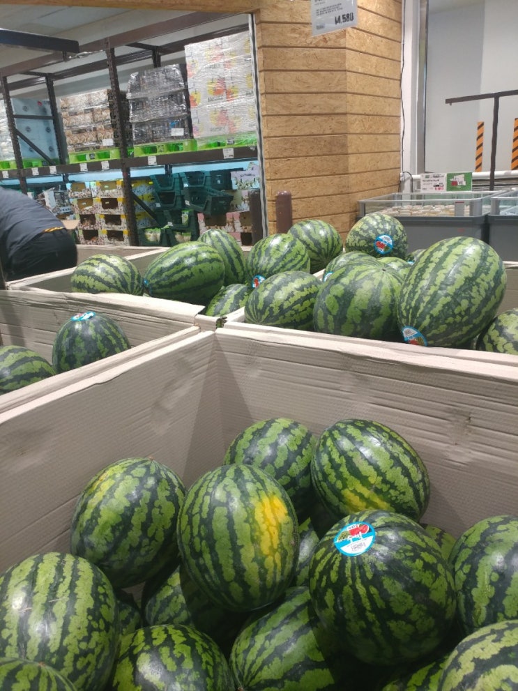  베이커리가 맛있는 이트레이더스 비산점