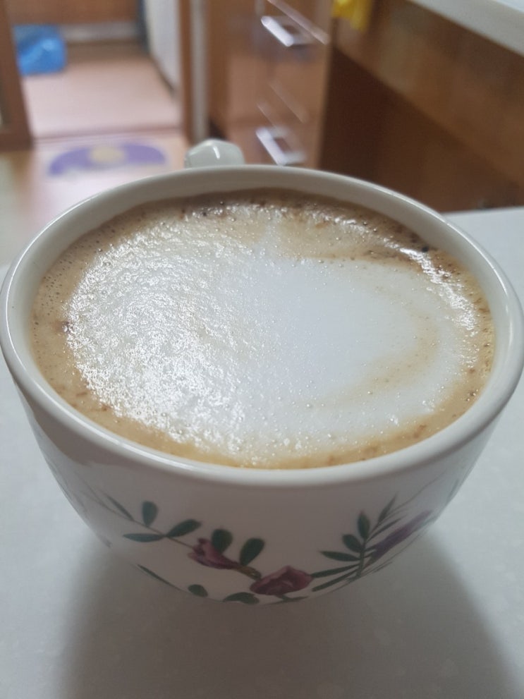  카페라떼 만들기