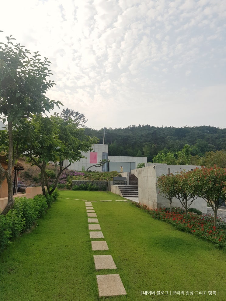 일상 : 군산 방문, 여유로움을 느끼고 싶었다! 세컨드룸 & 공감선유 일상 : 군산 방문, 여유로움을 느끼고 싶었다! 세컨드룸 & 공감선유