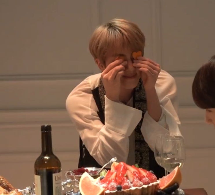  [방탄] 김석진이 술마시면 일어나는 일
