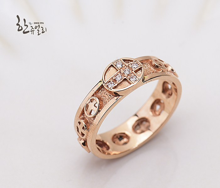 천주교 묵주반지 도톰한 두께감으로 탄생된 김연아 반지