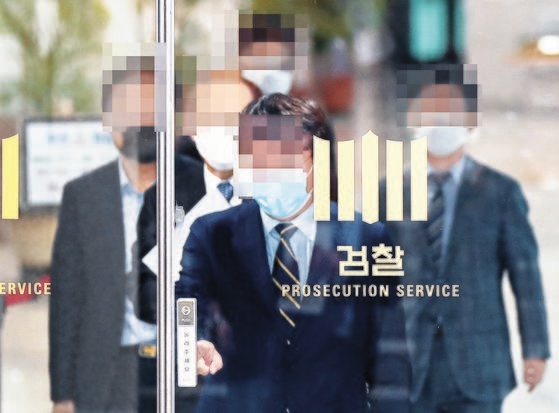 이재용 "이런 일도 있네요"···수사중단 권고, 삼성도 놀랐다 이재용 "이런 일도 있네요"···수사중단 권고, 삼성도 놀랐다