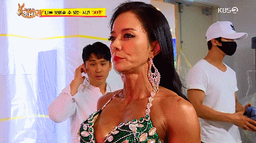 최은주 조폭마누라 배우 머슬퀸 그랑프리 1위 무대 움짤 최은주 조폭마누라 배우 머슬퀸 그랑프리 1위 무대 움짤