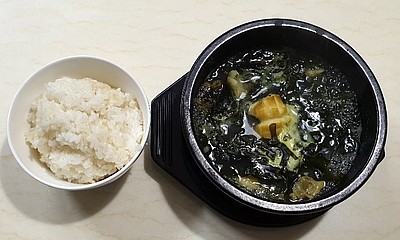 건강에 좋은 "전복가자미미역국" 만들기