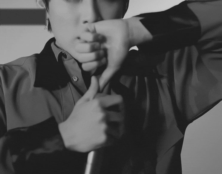 에이비식스(AB6IX) 컴백쇼 박우진 '초현실' 무대 움짤 모음! (설명할 수가 없어 이 느낌) 에이비식스(AB6IX) 컴백쇼 박우진 '초현실' 무대 움짤 모음! (설명할 수가 없어 이 느낌)