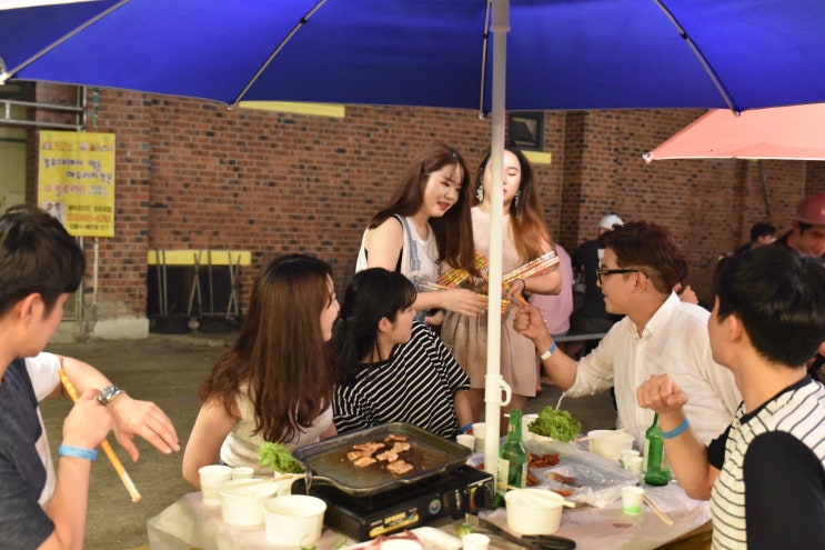  [게스트하우스/j] 현재 강릉시에는 태풍이 불고 있습니다ㅏ,,!!! 그런데 파티는 뜨겁다구요?!