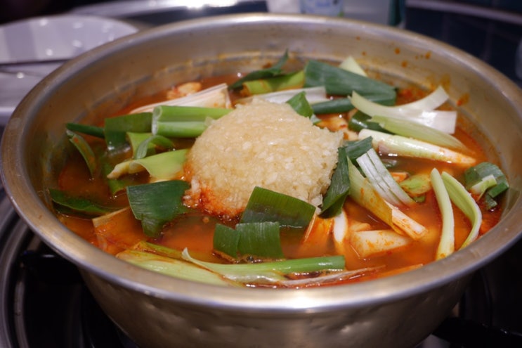 백종원이 인정한 그 맛! 보라매공원 맛집 종로계림닭도리탕원조 보라매공원점