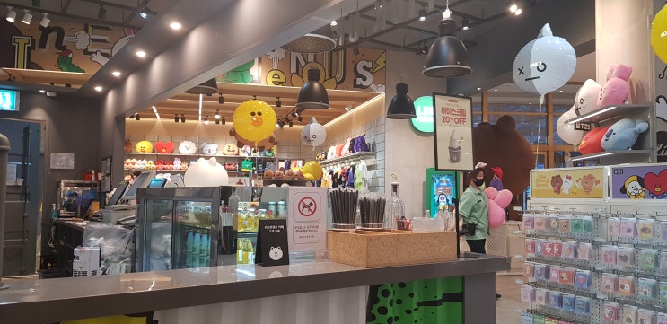  부산롯데방탄소년단팝업스토어