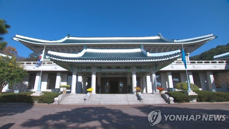 청와대 다주택자들 안파나 못파나…여권서도 원성 청와대 다주택자들 안파나 못파나…여권서도 원성