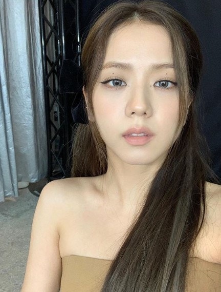 BLACKPINKジス：インスタグラムID、写真、本名、誕生日、年齢、身長、体重、靴のサイズ