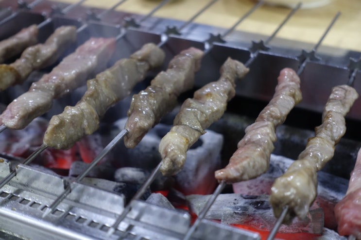  [춘화양꼬치] 댓거리(경남대), 월영동 맛집 마파두부 등 사이드 요리 실화냐? 예?