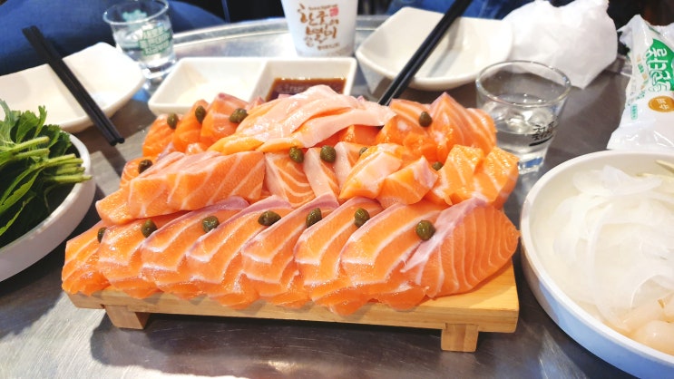  영등포광안리 생연어회 x 멸치회무침 x 기장멸치찌개 맛집