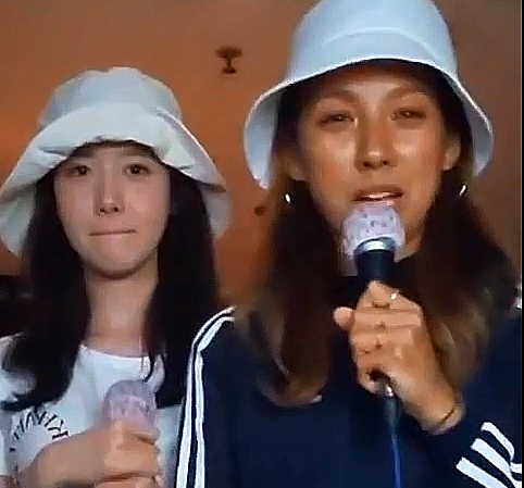 이효리 윤아 노래방 인스타 라이브 코로나 시국에 음주 노래방 라방 논란 이효리 윤아 노래방 인스타 라이브 코로나 시국에 음주 노래방 라방 논란