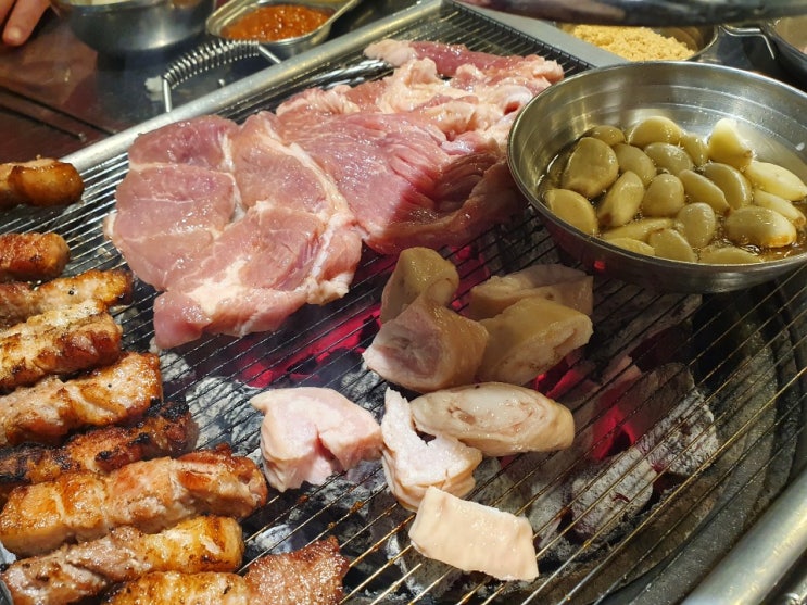 공릉 화로상회 무한리필 고기뷔페 서비스와 고기가 좋은 고기집