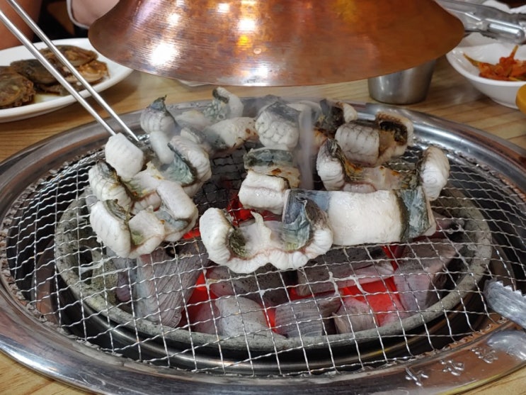  민물장어를 참숯구이로 즐길수 있는 장어집 - 인천 영종도 하늘장어