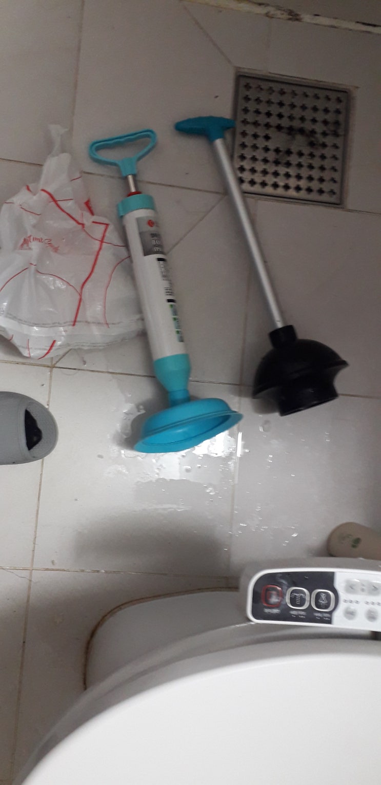  변기 뚫어뻥, 휴지 변기막힘