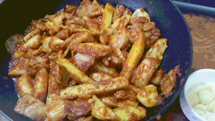 춘천닭갈비 맛집을 안방에!? 택배 춘천바른닭갈비 춘천닭갈비 맛집을 안방에!? 택배 춘천바른닭갈비