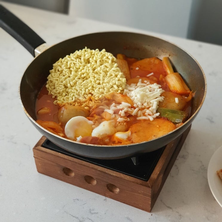  미카의 자잘한 먹이들 (1)