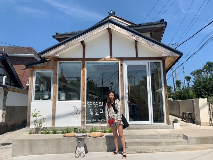  강릉 칠커피 :: 아인슈페너가 맛있는 (feat. 강릉 중앙시장 근처 카페)