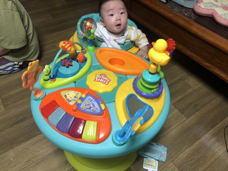  [4개월] 143일 뉴어라운드 위고 장난감으로 걸음마 시작해봐요