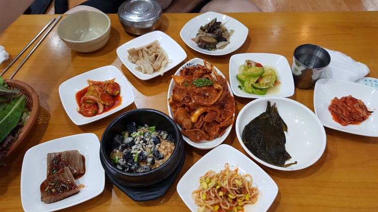  논두렁 우렁쌈밥  어은동, 유성구청 맛집