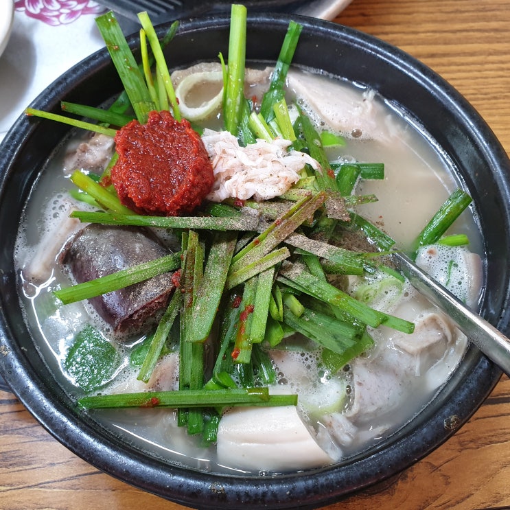 고령 맛집 "소문난할매국밥" 부드러운 고기 찐한 국물까지 bb