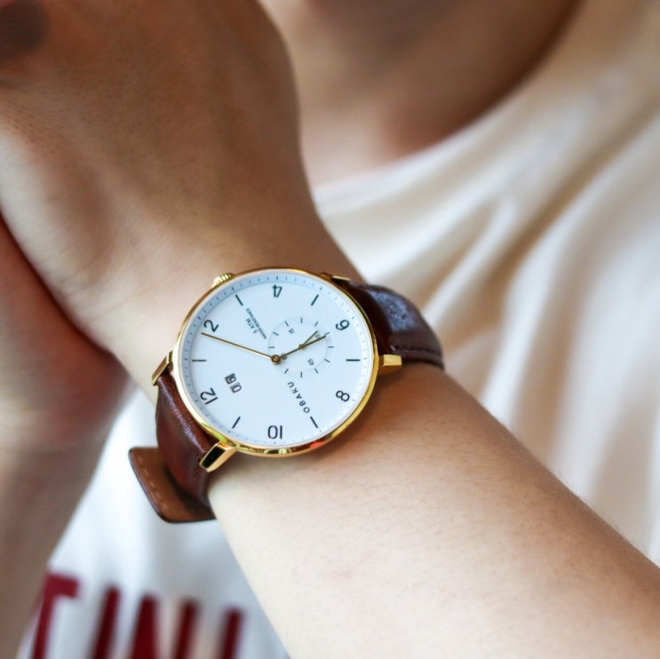 커플시계로 추천하는 이찬원이 착용한 오바쿠 브랜드 헬싱키 컬렉션