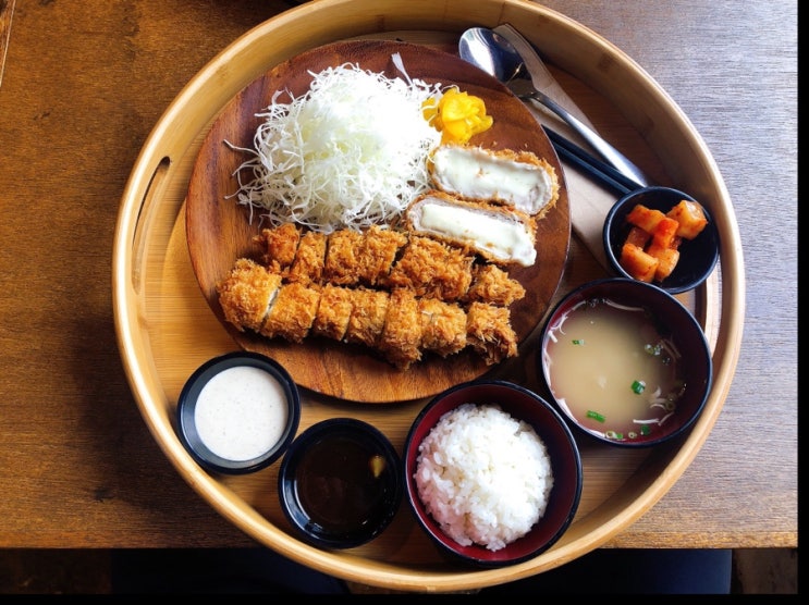  제주도 서귀포맛집 호자돈까스 다녀왔어요.