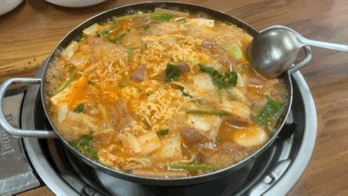  영등포구청 맛집_큰손부대찌개 :: 사리가 듬뿍