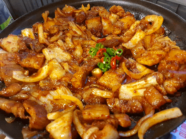 [대전 대동 우송대 맛집]정통집 돼지김치구이, 껍데기, 볶음밥(내돈내산/솔직후기)