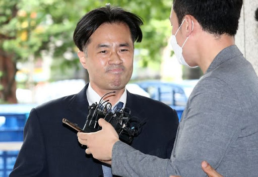 손석희 공갈미수 김웅 기자 징역형 법정구속 됐네요