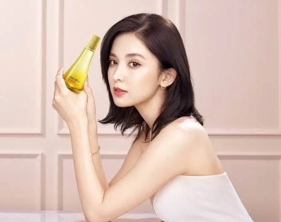 중국 소수민족 출신 배우들 중국 소수민족 출신 배우들