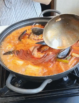  강릉 초당 순두부 맛집 - '초당 맷돌 순두부'