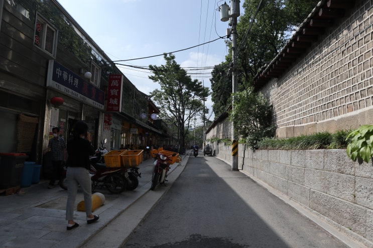  서순라길, 종묘 서쪽 담장 너머의 길