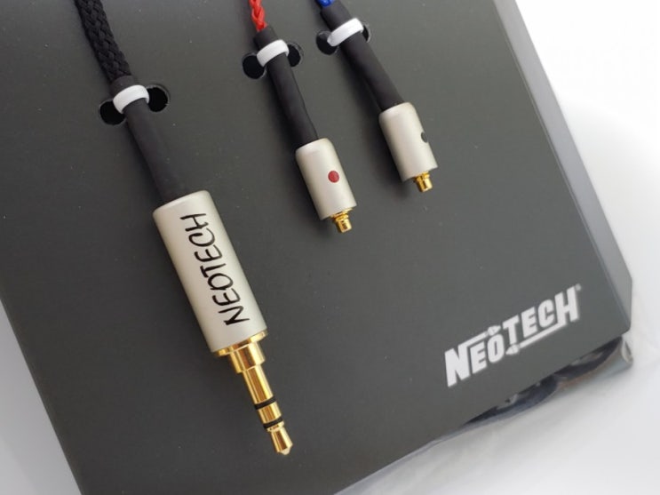  케이블 전문회사에서 만든 MMCX 이어폰 케이블 - 네오텍 NECE-3001 개봉기 (Neotech NECE-3001 Unboxing)