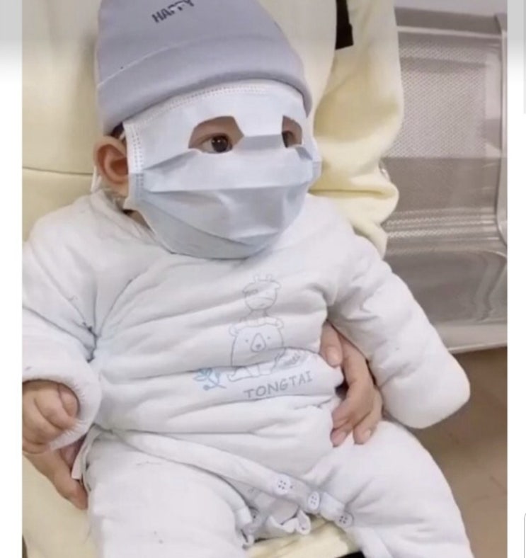  아기가 마스크가 클때