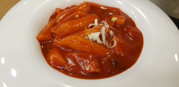  한끼든든 김밥집에서 떡볶이 순대세트